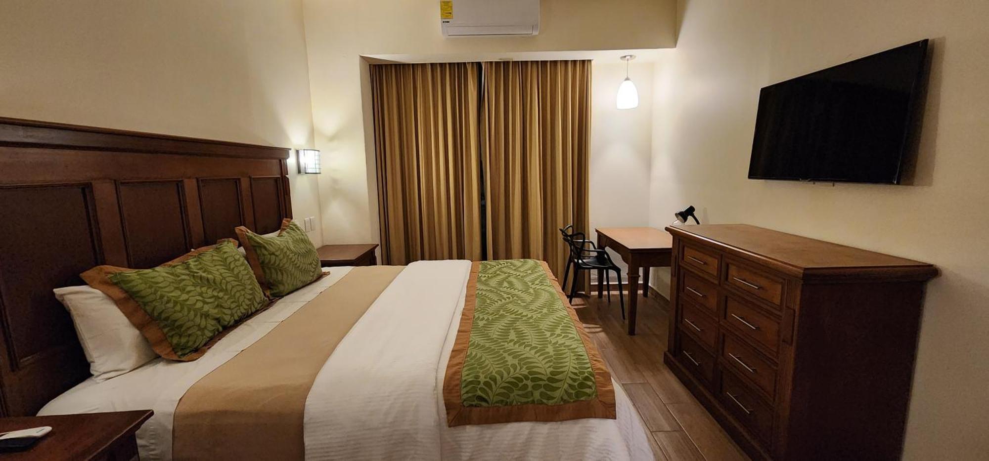 Hotel San Carlos Tequisquiapan Exteriör bild